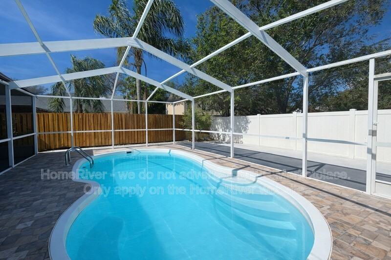 12698 Gorda Cir E - Photo 2 of 27