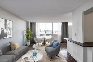 featured image of 165 19th St E