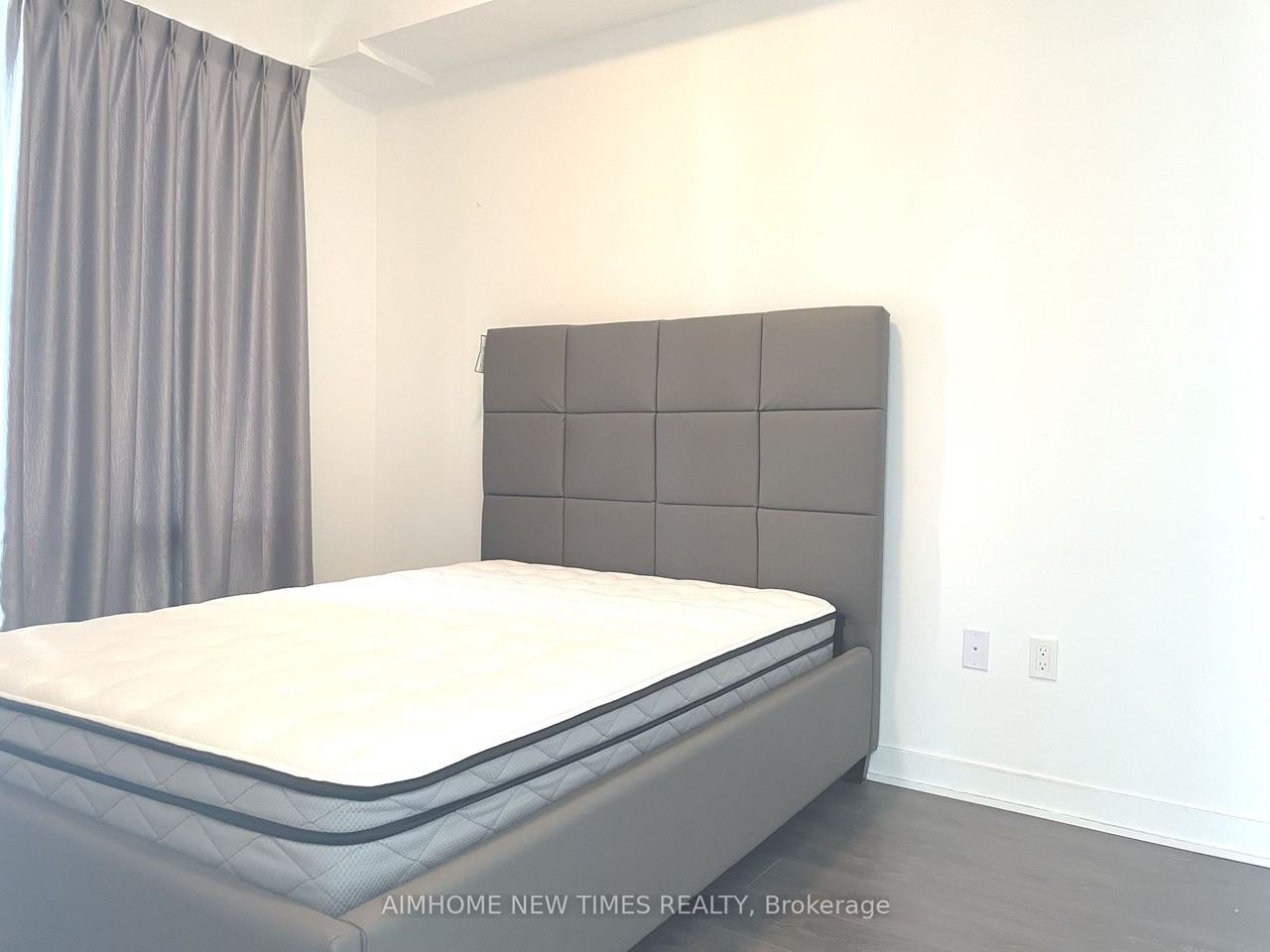 115-125 Blue Jays way, Toronto, ON - Photo 5 of 41