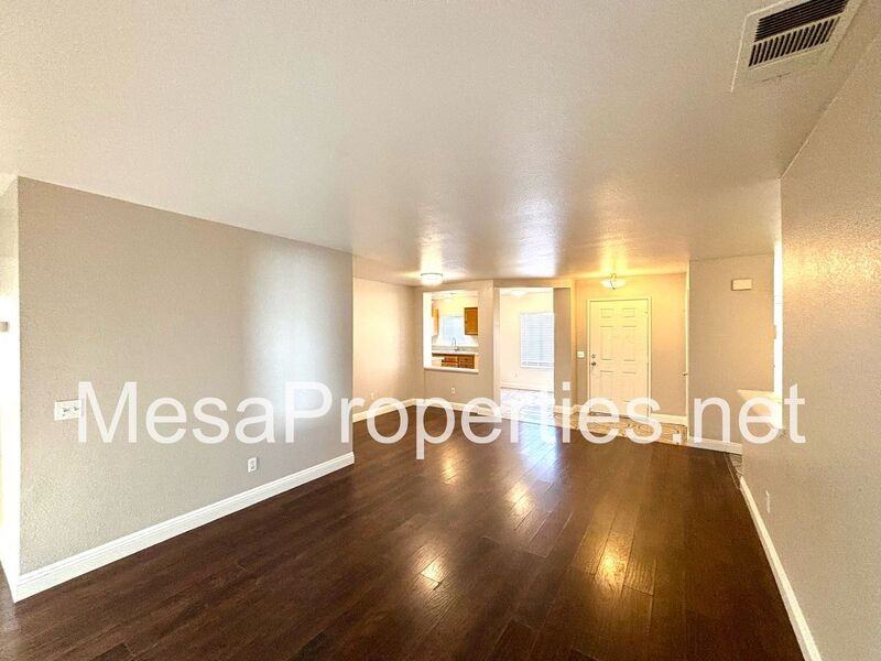 10607 Moorfield Cir - Photo 6 of 27