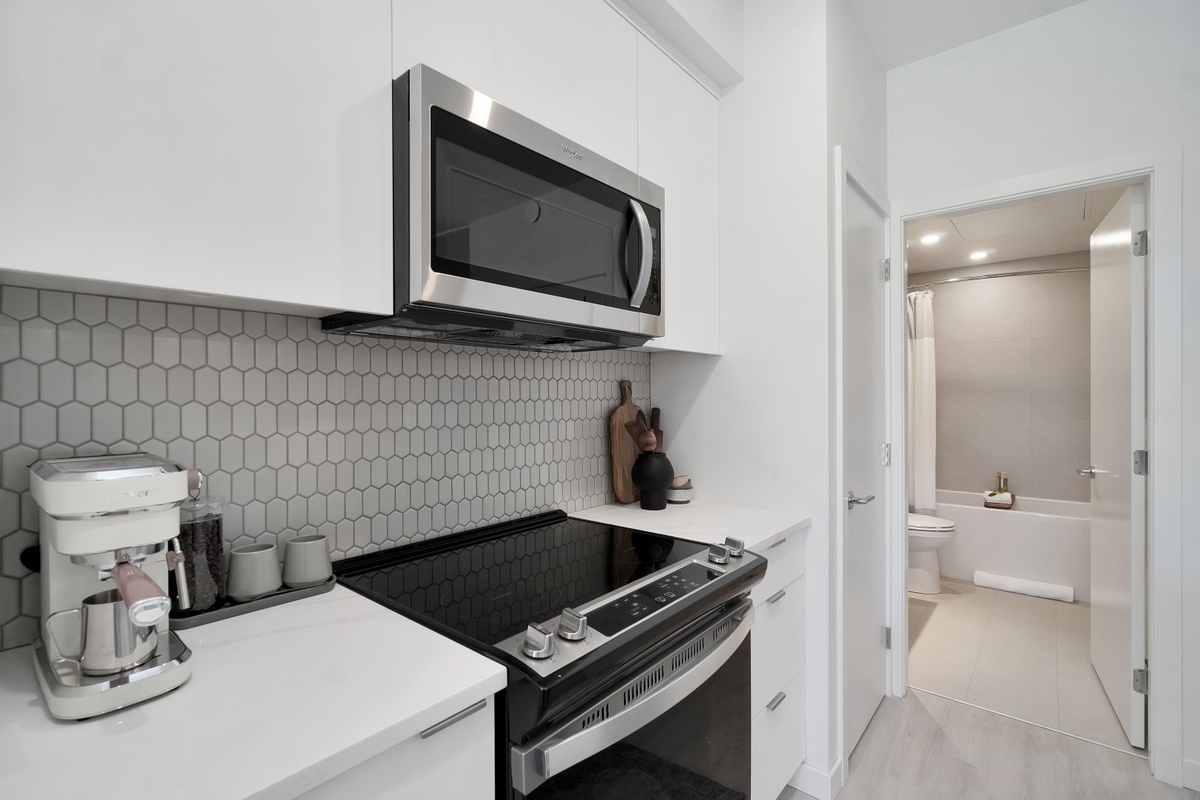 The Cove Townhomes - Photo 7 of 34