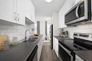 featured image of 4222 Bathurst St