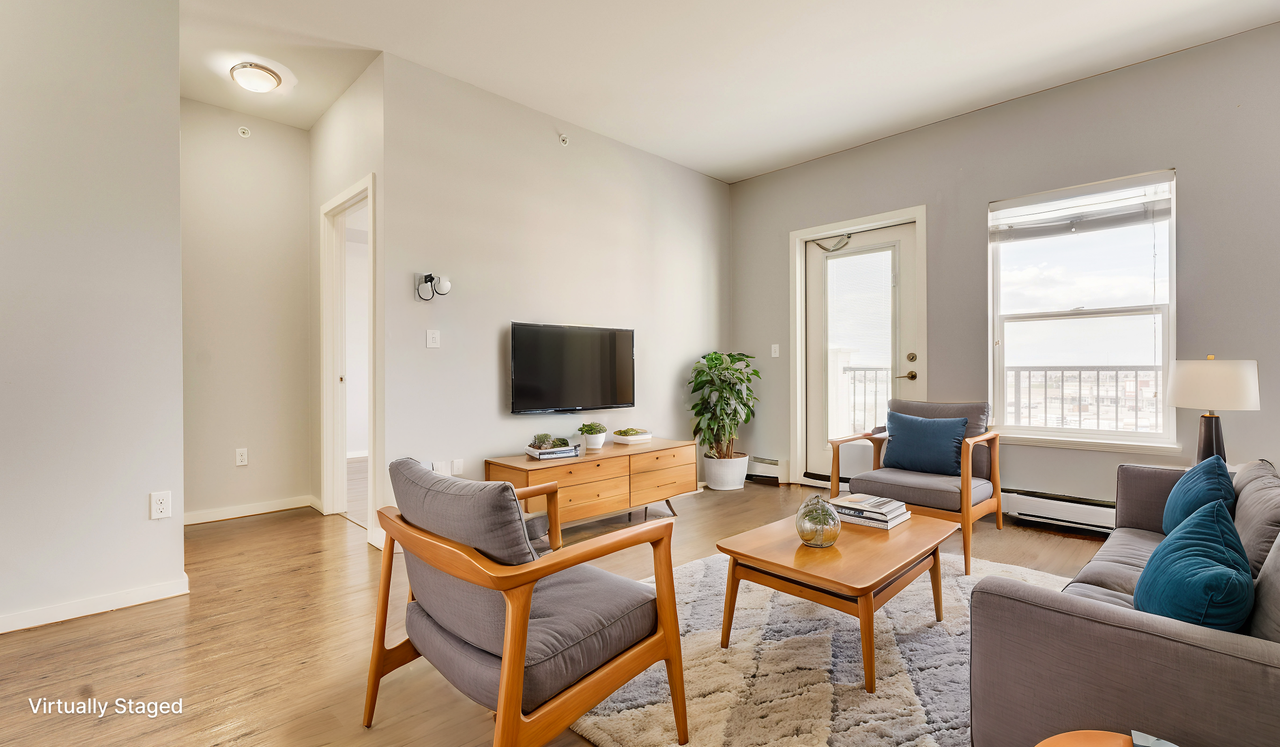 Cobble Hill - Photo 4 of 32