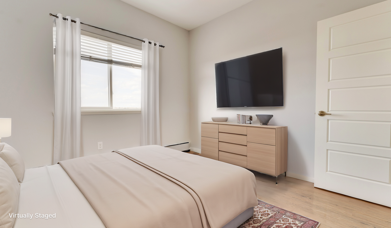 Cobble Hill - Photo 7 of 32