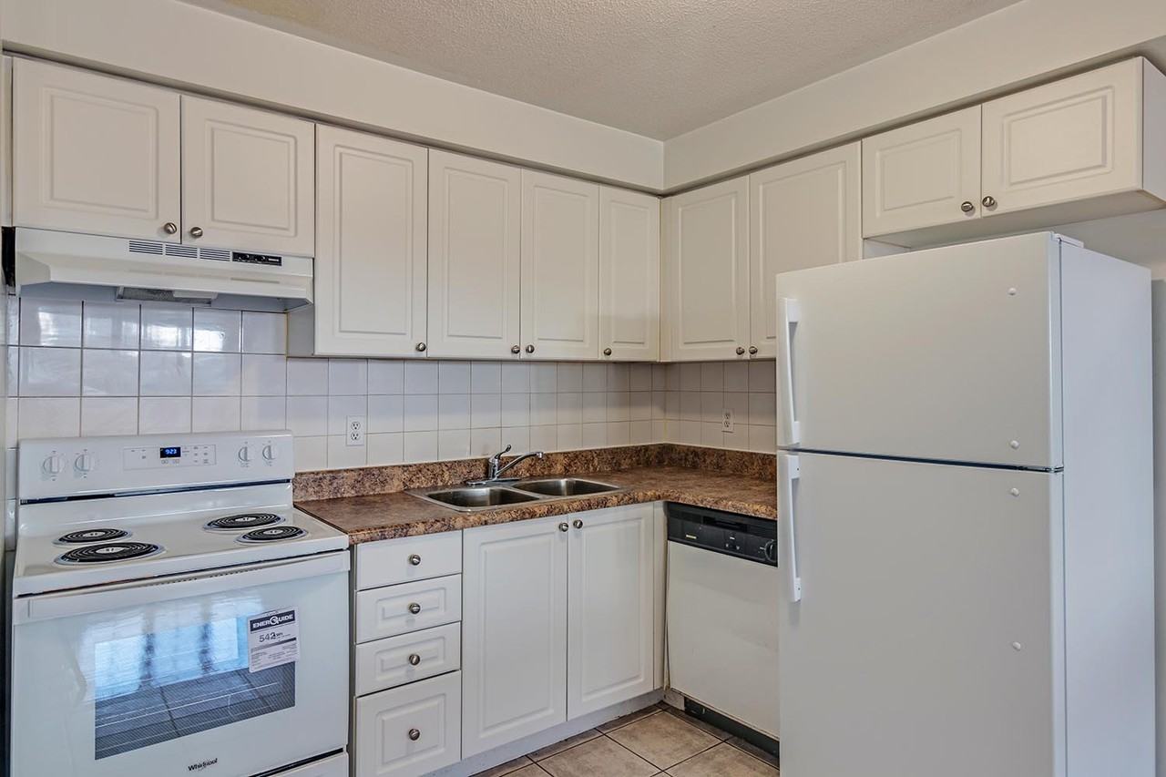 1155-1199 Lansdowne Avenue - Photo 3 of 13