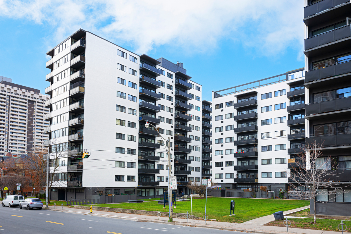 100 Gloucester Street - Photo 2 of 13