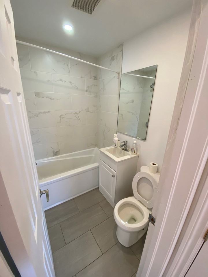 5475 Westminster - Photo 2 of 41