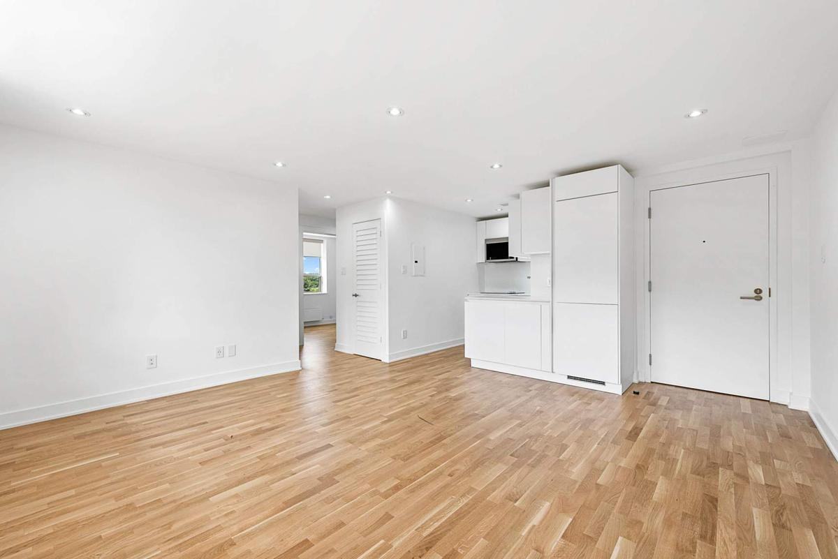 327 Chisholm Ave. - Photo 7 of 10