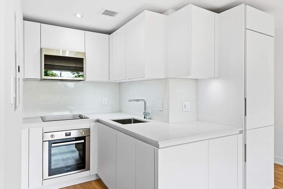 327 Chisholm Ave. - Photo 7 of 9