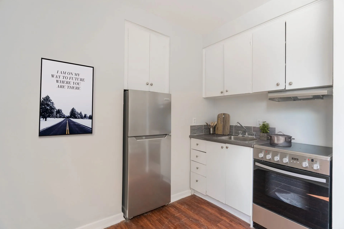 7376 Halifax Street - Photo 5 of 6