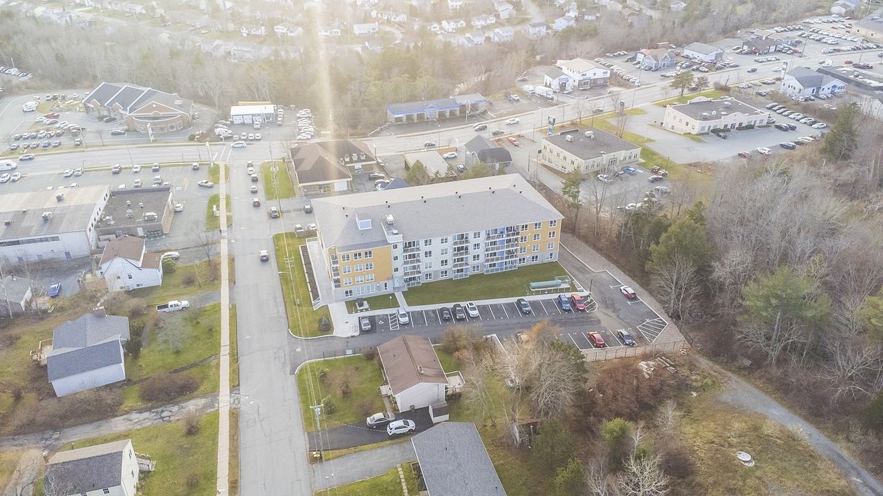 The Pinehill Apartments - Photo 7 of 26