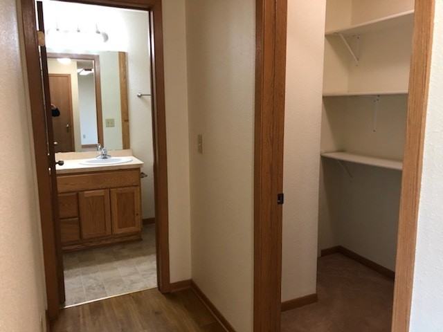 Lionspark Apartments - Photo 5 of 10