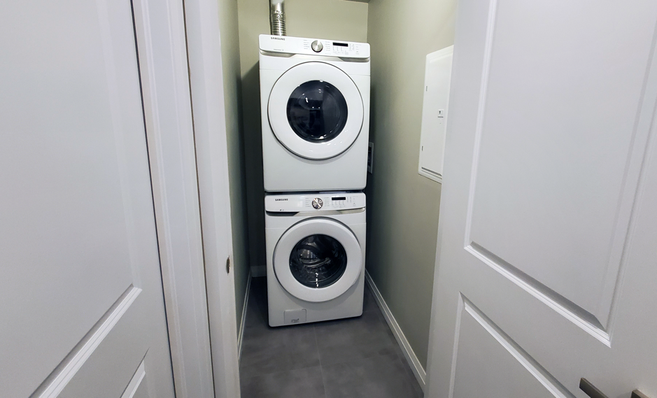 5971 Dorchester - Photo 7 of 40