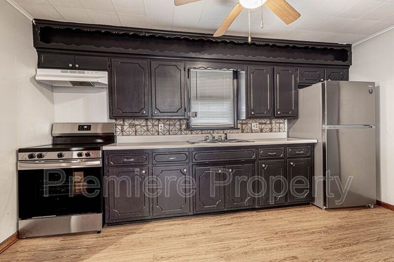 108 S Hardy Ave - Photo 6 of 12