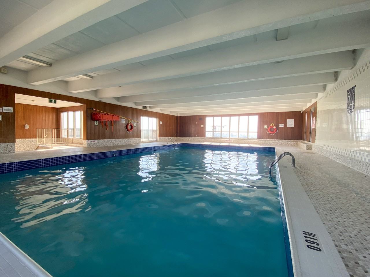 370 Ridelle Ave. - Photo 4 of 44