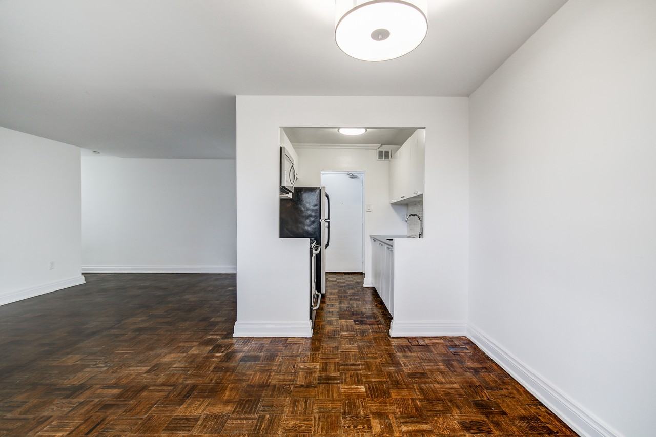 1833 & 1835 Bayview Ave. - Photo 2 of 42