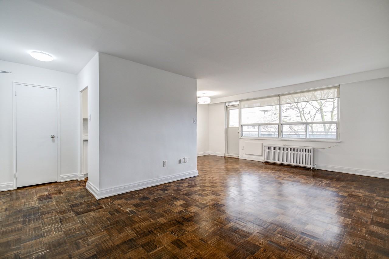 1833 & 1835 Bayview Ave. - Photo 5 of 42