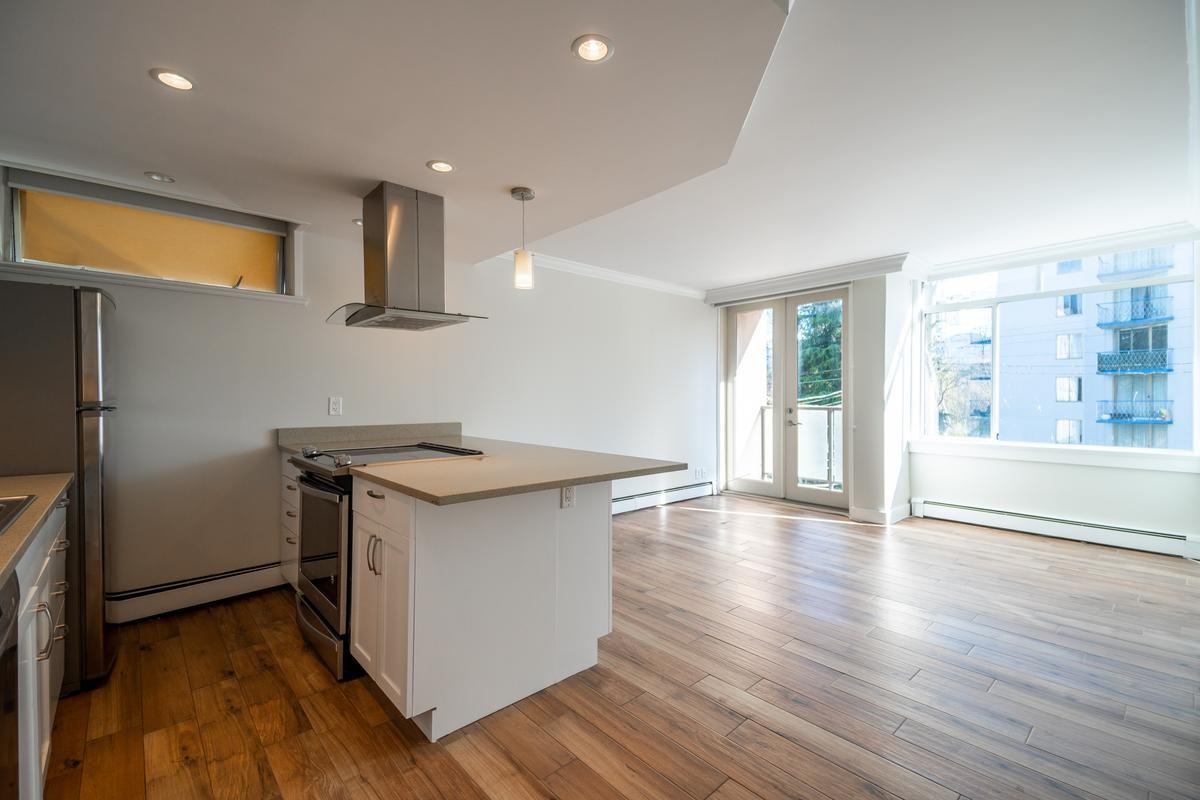 8616 Oak Street - Photo 5 of 8