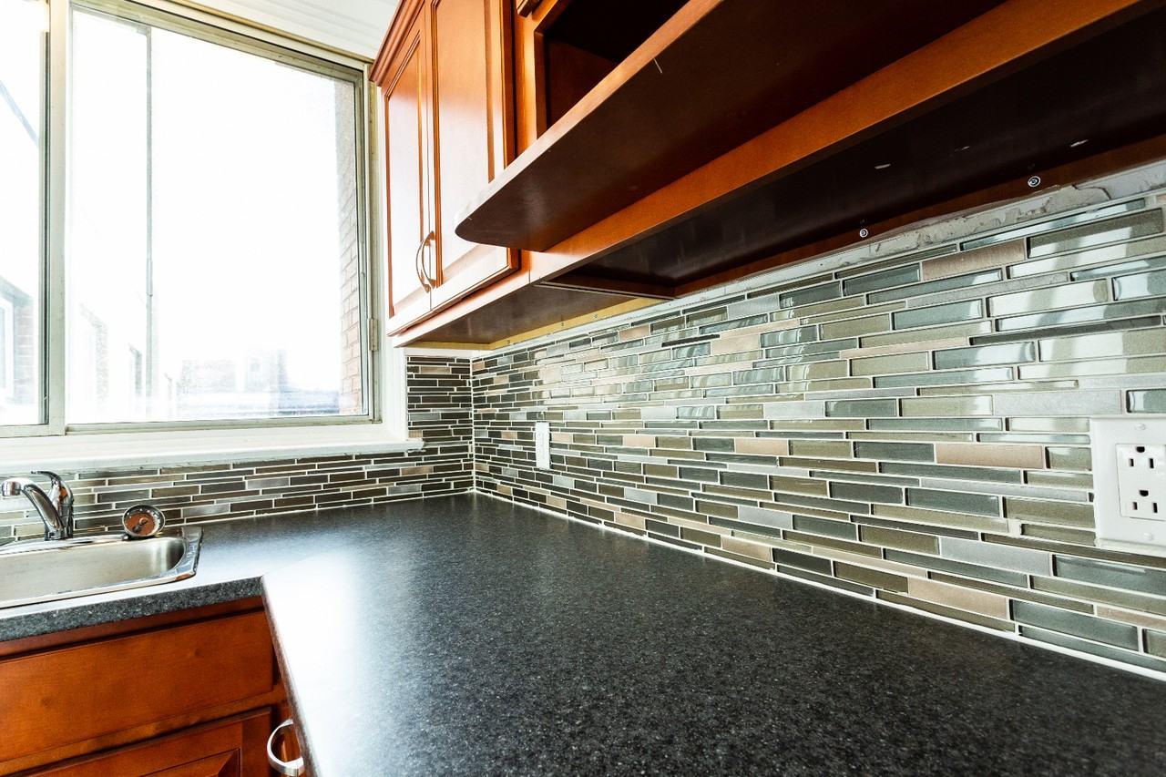 6001 Ch De La Côte-Saint-Luc — photo 3