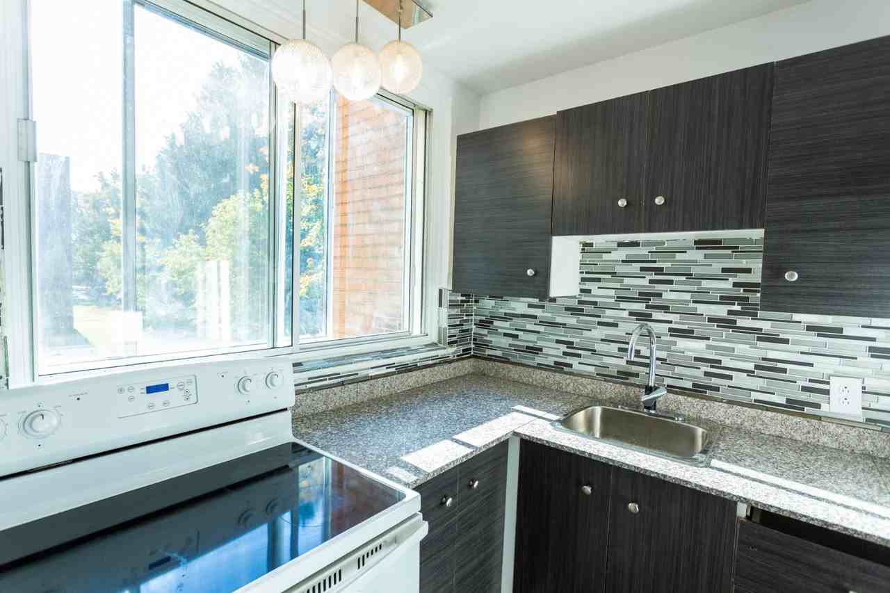 6001 Ch De La Côte-Saint-Luc — photo 2