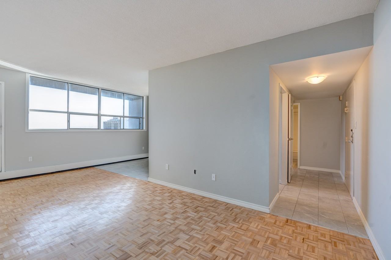 222 Nonquon Road - Photo 4 of 23