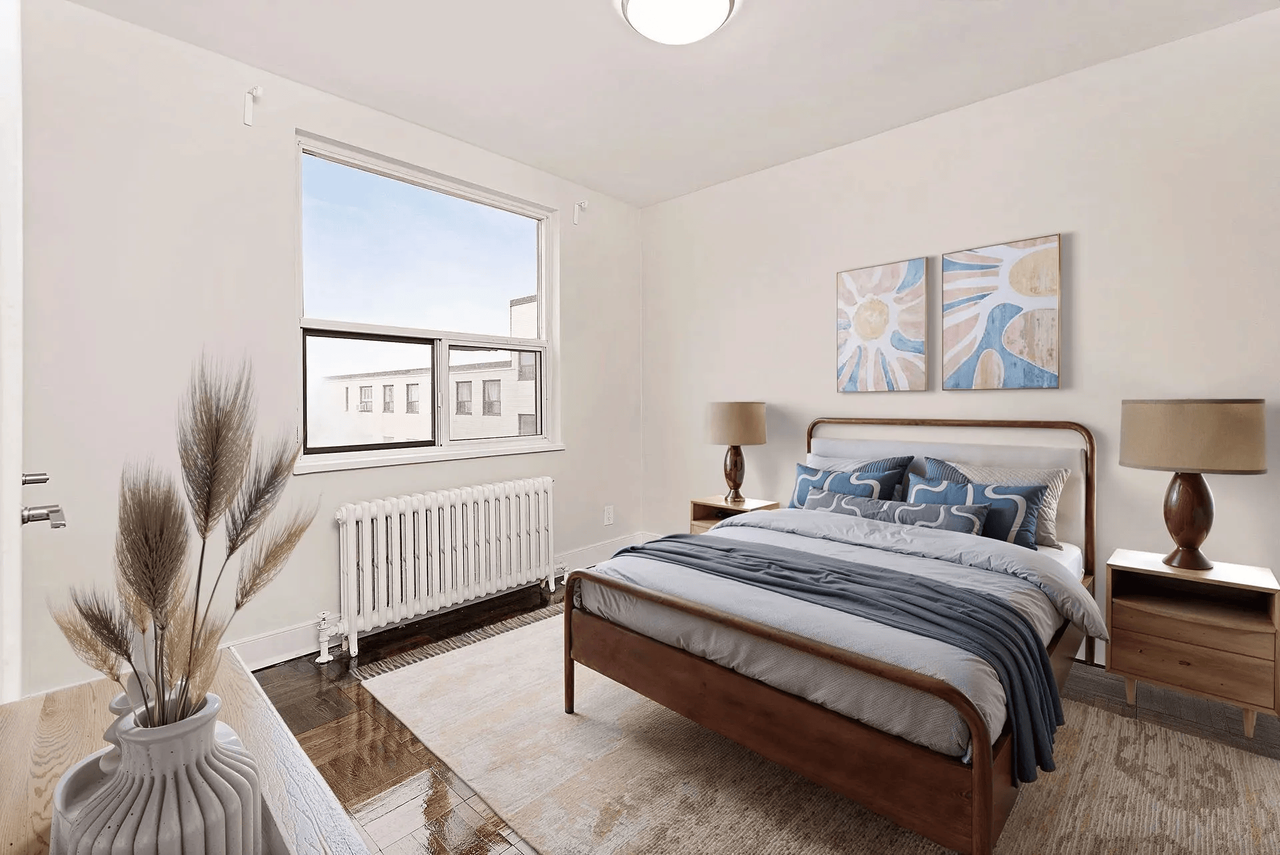 2177 Avenue Road - Photo 4 of 15