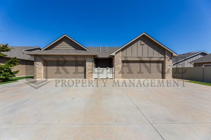 3732 N Tyler Ct - Photo 4 of 24