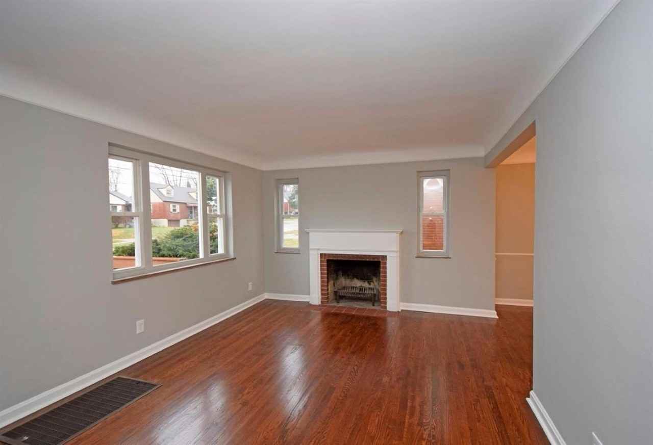 6242 Stover Ave - Photo 2 of 20