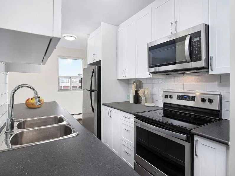 2263 Weston Rd. - Photo 3 of 15