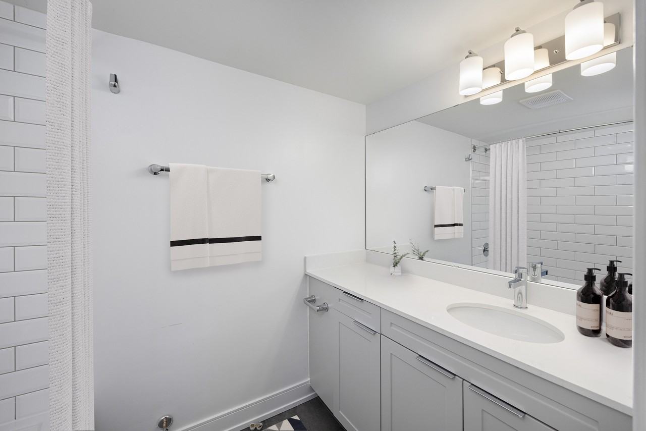2445 The Collegeway - Photo 6 of 46