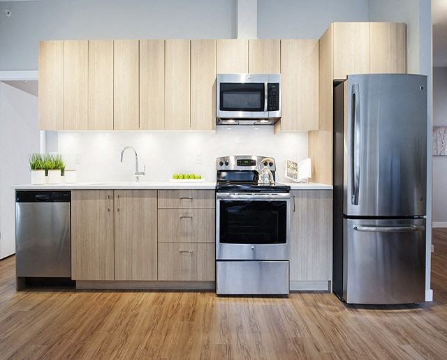 Yello on Yates - Photo 4 of 19