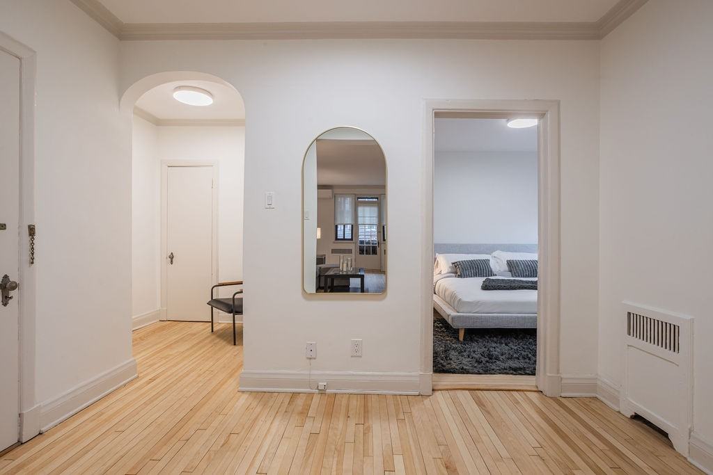 7 Av. Roosevelt - Photo 3 of 39