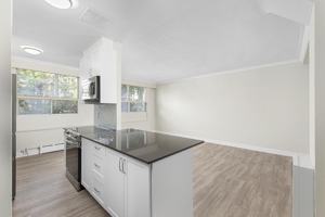 featured image of 115 Dowling Ave