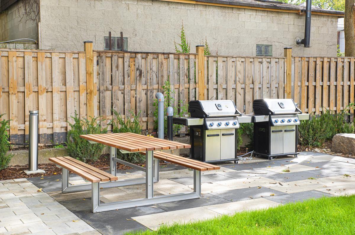 115 Dowling Avenue - Photo 6 of 24