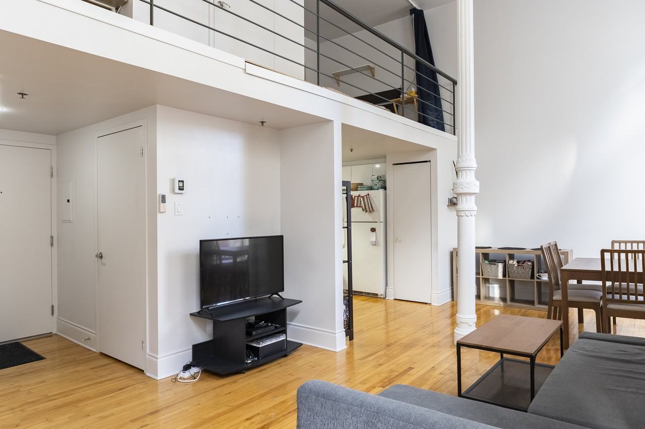 570 Boul Charest E — photo 2