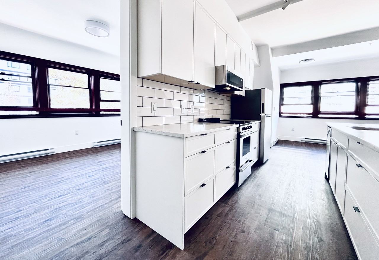 The Mansion - Photo 2 of 50