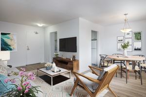 featured image of 275 North Service Rd