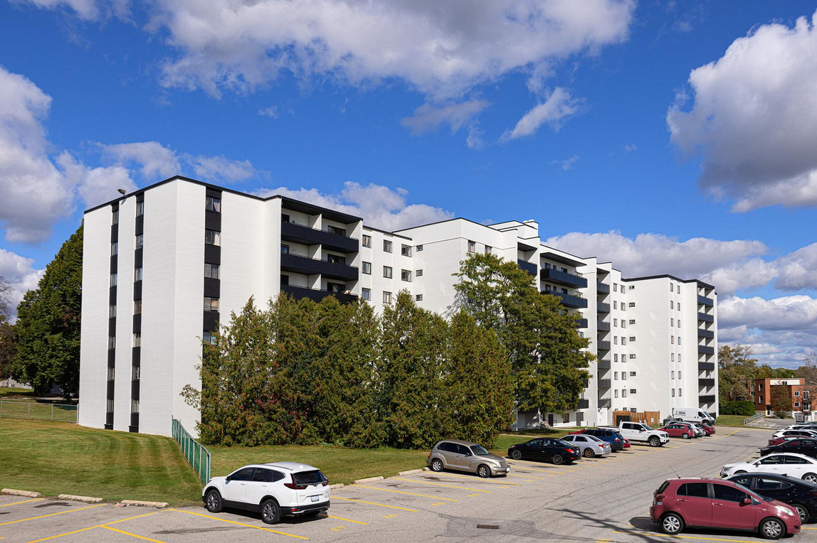 295 Dale Crescent - Photo 5 of 30