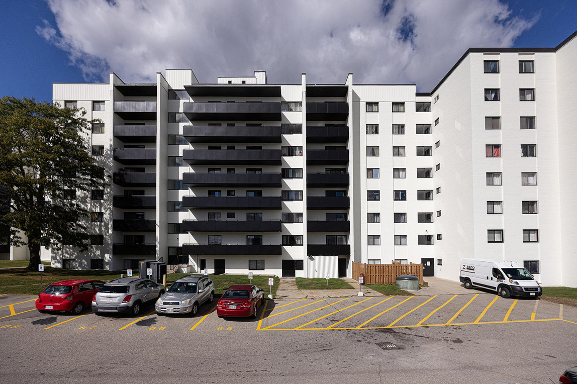 295 Dale Crescent - Photo 6 of 30