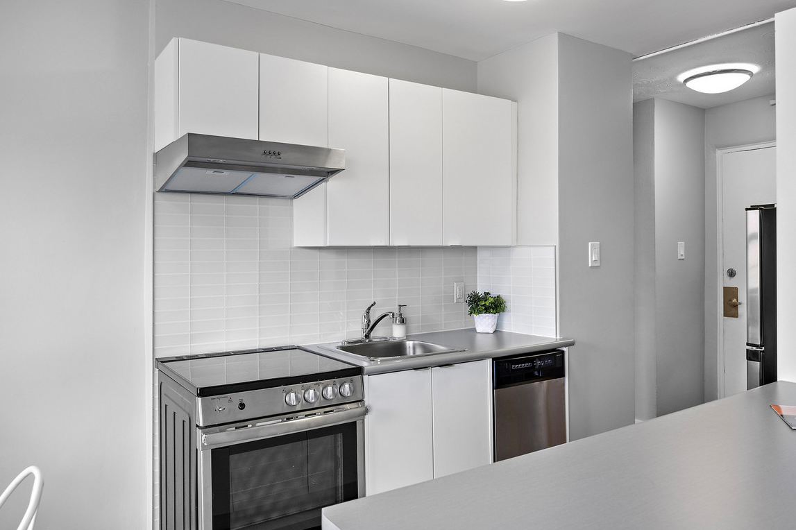 2360 Weston Rd. - Photo 3 of 20