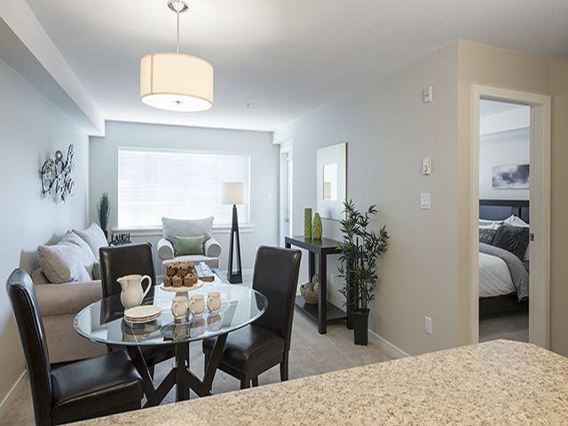 The Crest - Photo 6 of 17