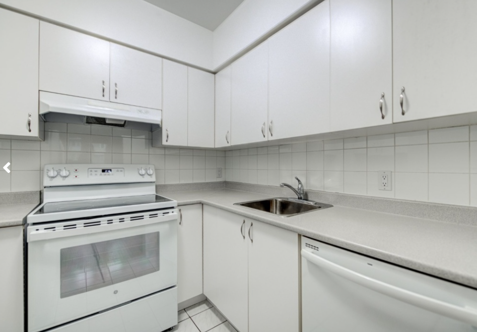 1230 Avenue du Docteur-Penfield - Photo 6 of 15