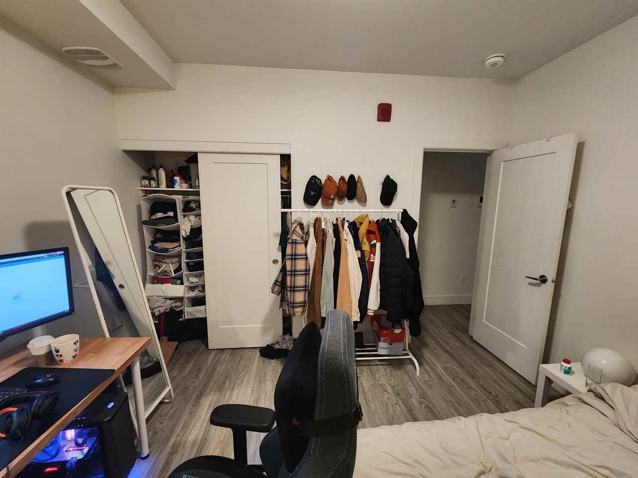 337 Sunnyside Avenue - 302 - Photo 6 of 9