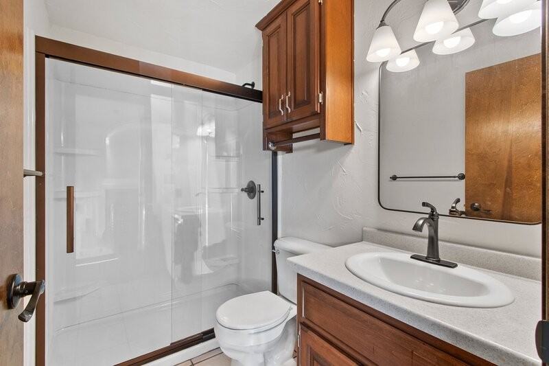 2404 Canter Ln - Photo 7 of 10