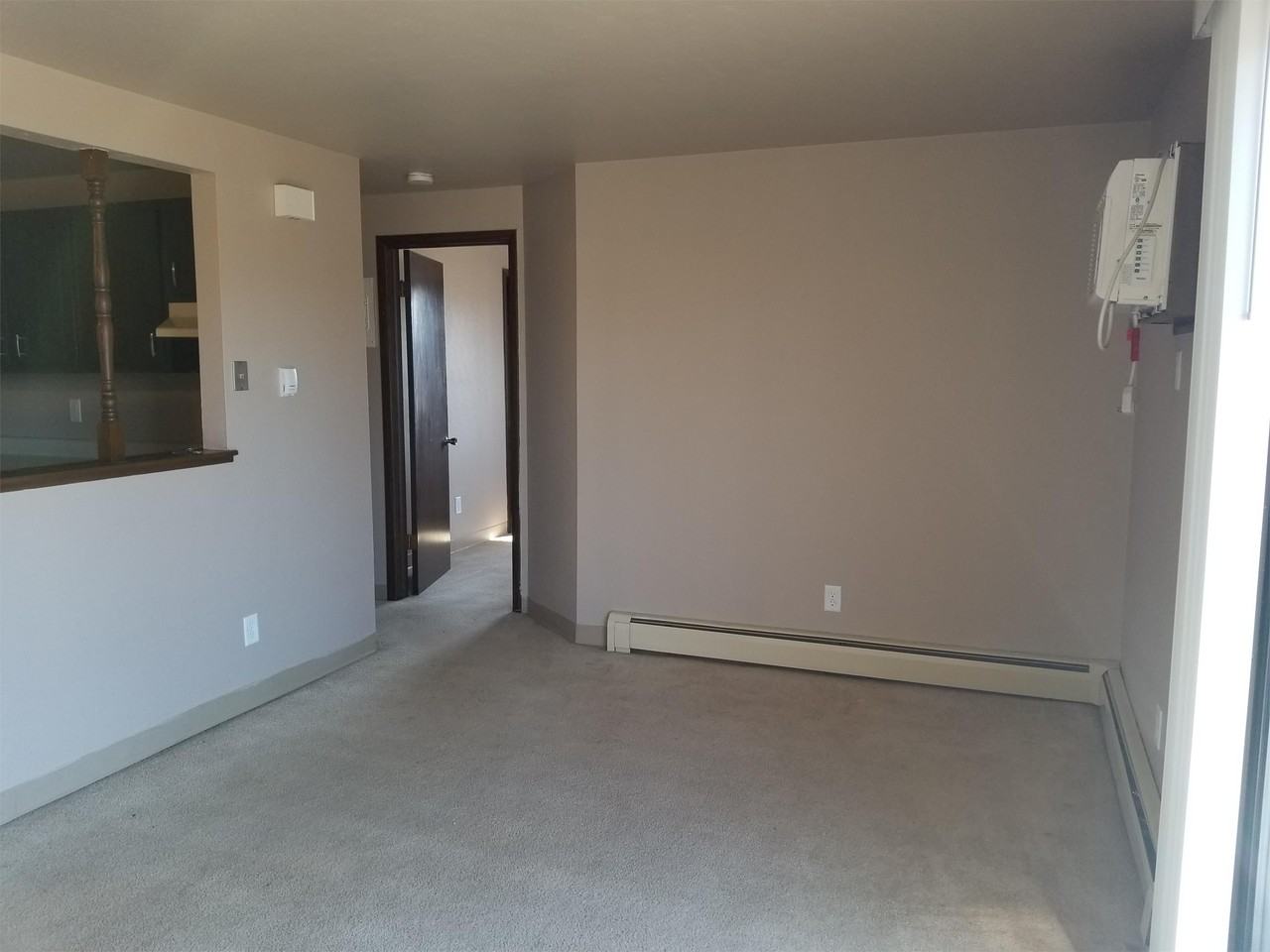 509 Spinnaker Ln - Photo 5 of 11