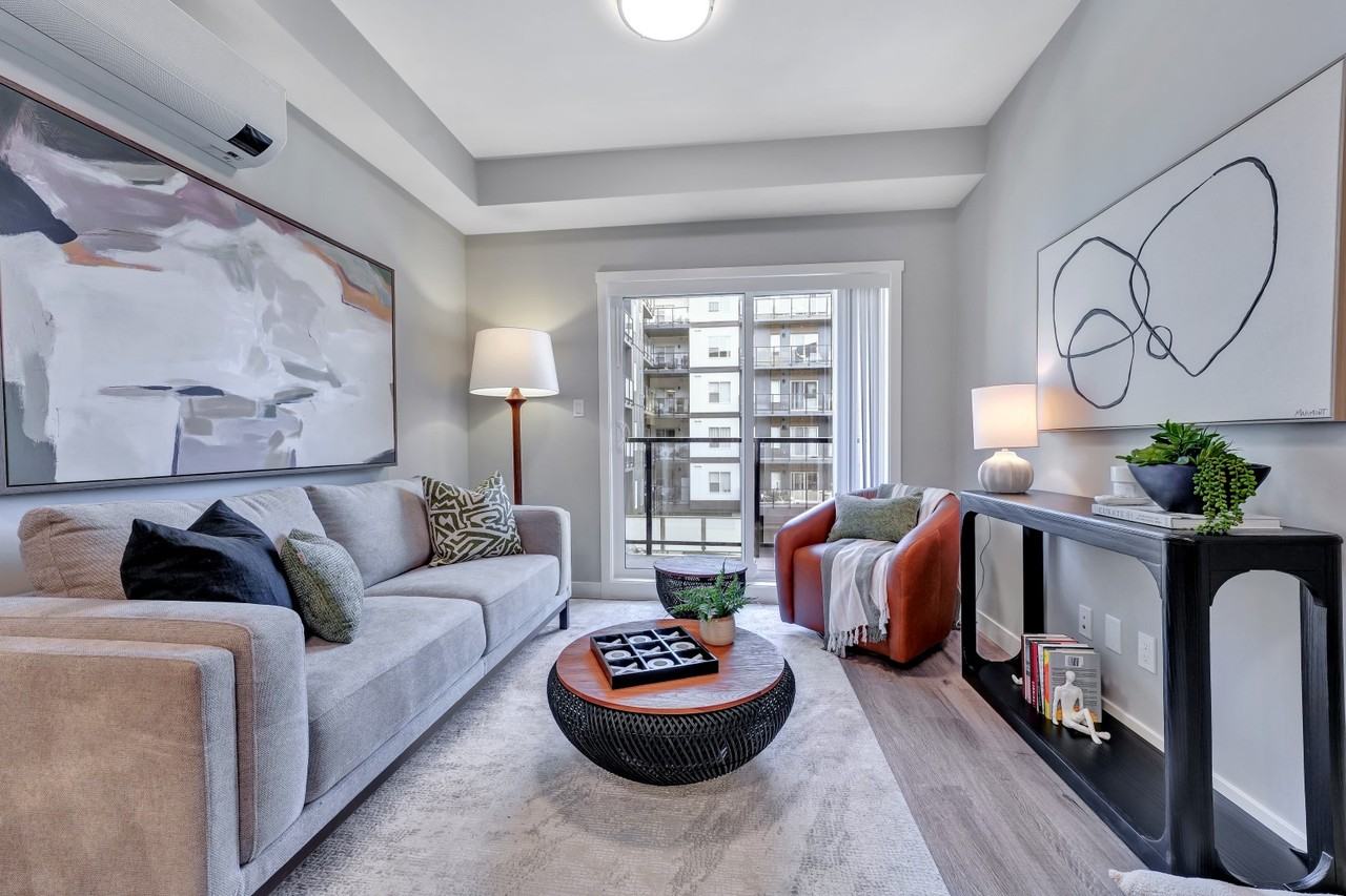 Centennial Court Apartments - Photo 5 of 33