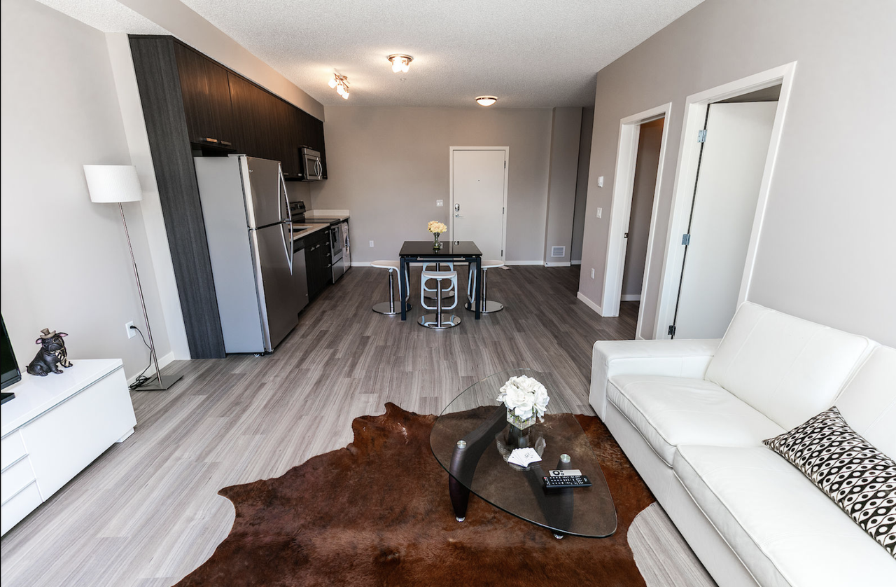 Inglewood 1410 - Photo 7 of 31