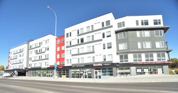 featured image of 1528 16 Ave Nw