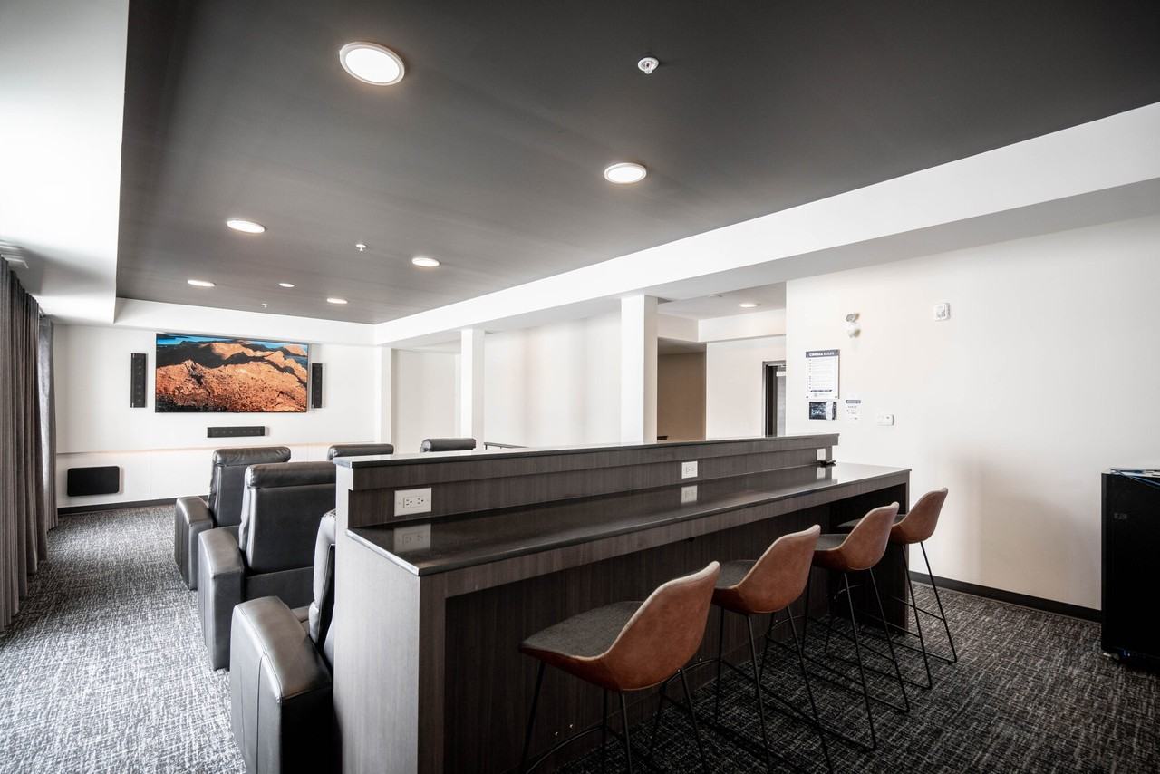 The Frontier - Photo 3 of 7