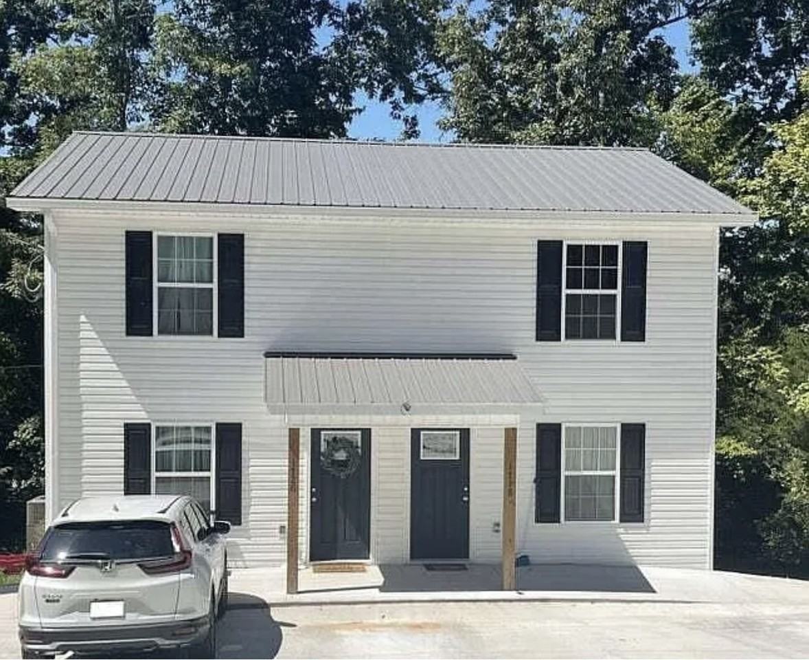 1720 View Street - Photo 2 of 2